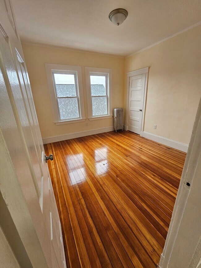 Foto del edificio - 50 Wheatland Ave