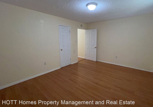 Foto del edificio - 2 br, 1.5 bath House - 2397 North State St...