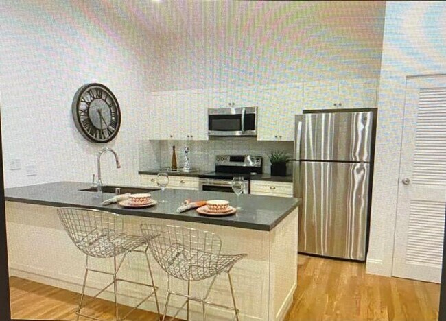 Building Photo - 1 bedroom in San Francisco CA 94131