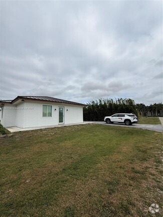 Building Photo - 18405 SW 104th St