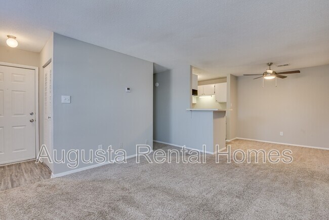 Foto del edificio - 2515 Center West Parkway - 10L