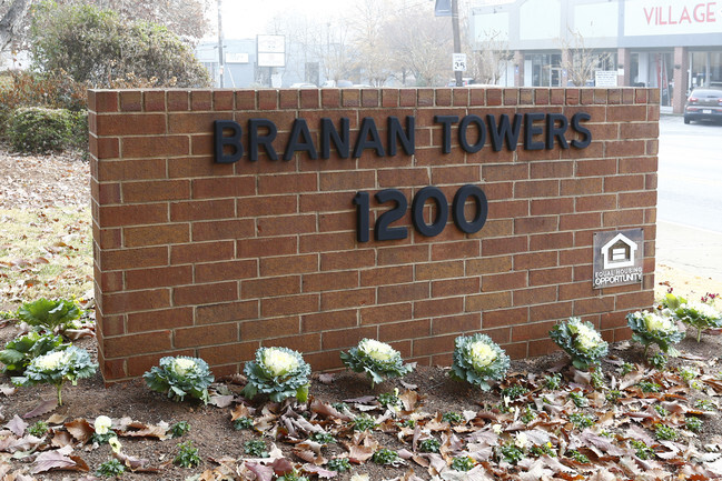 Foto del edificio - Branan Towers