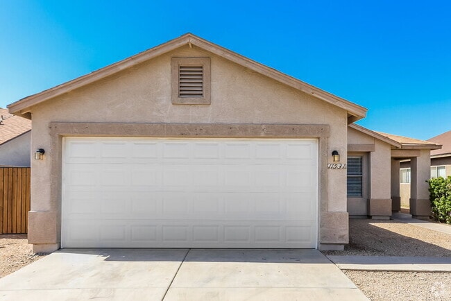 Building Photo - 11531 W Windrose Ave