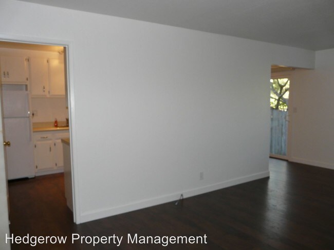 Building Photo - 26 Griggs Ln