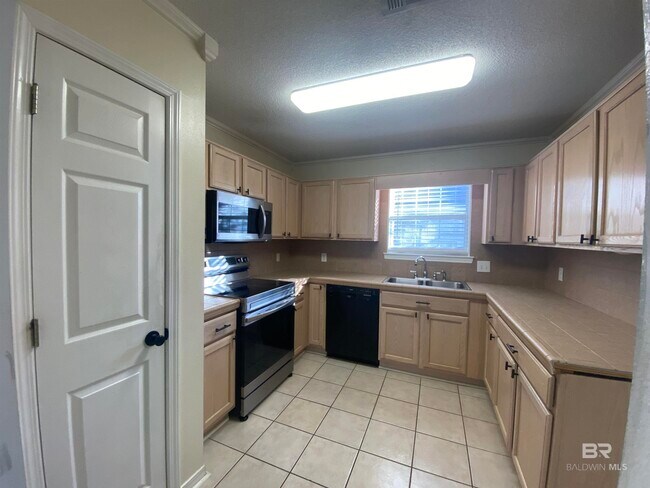 Foto del edificio - 302 Belle Chase Ct