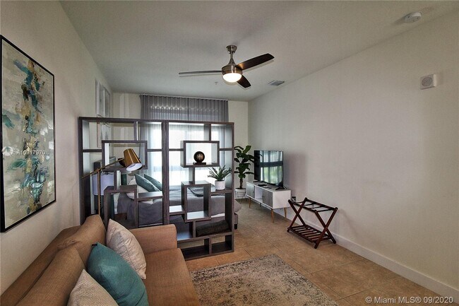 Foto del edificio - 4740 NW 84th Ct