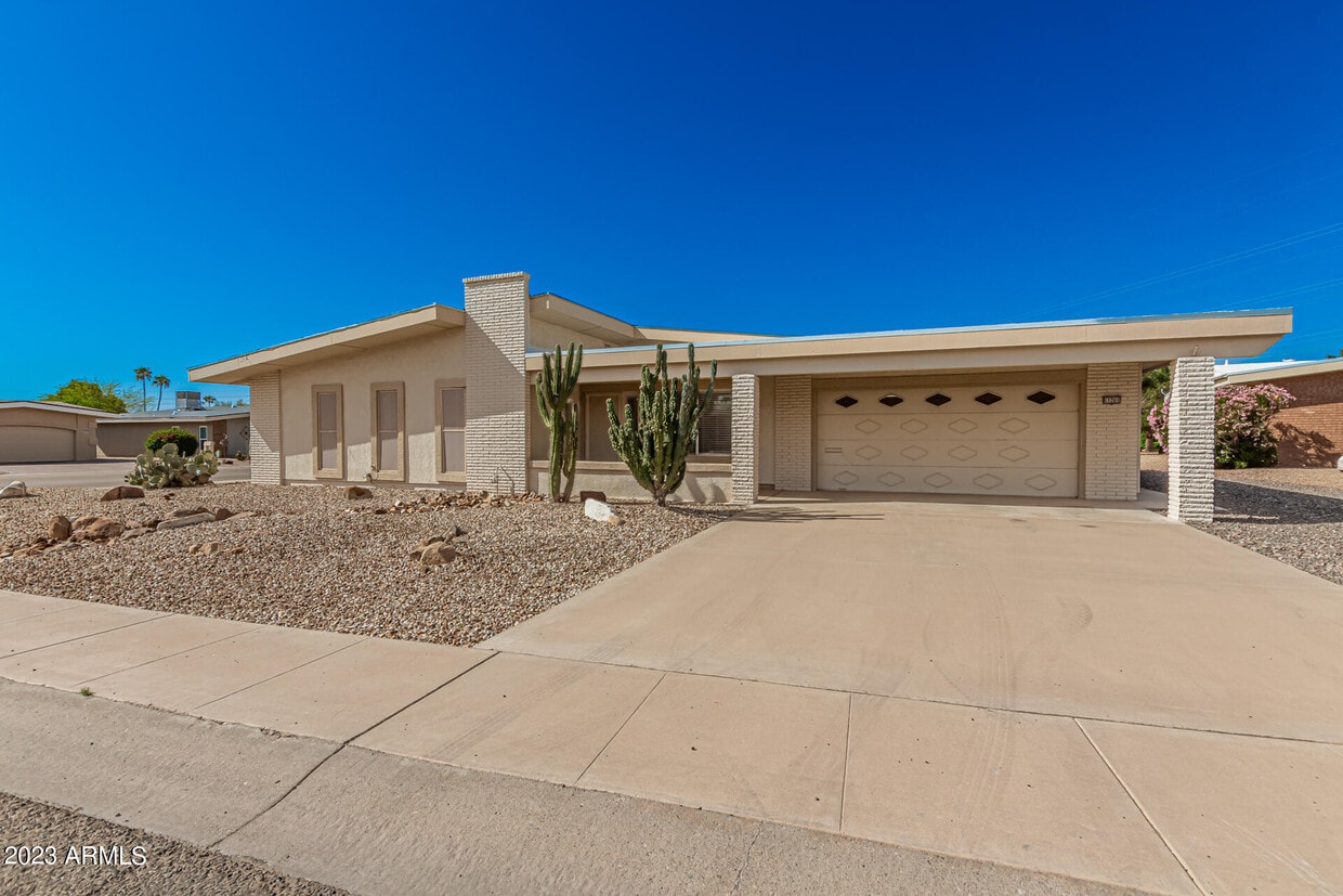 11201 W Pueblo Ct, Sun City, AZ 85373 House Rental in Sun City, AZ