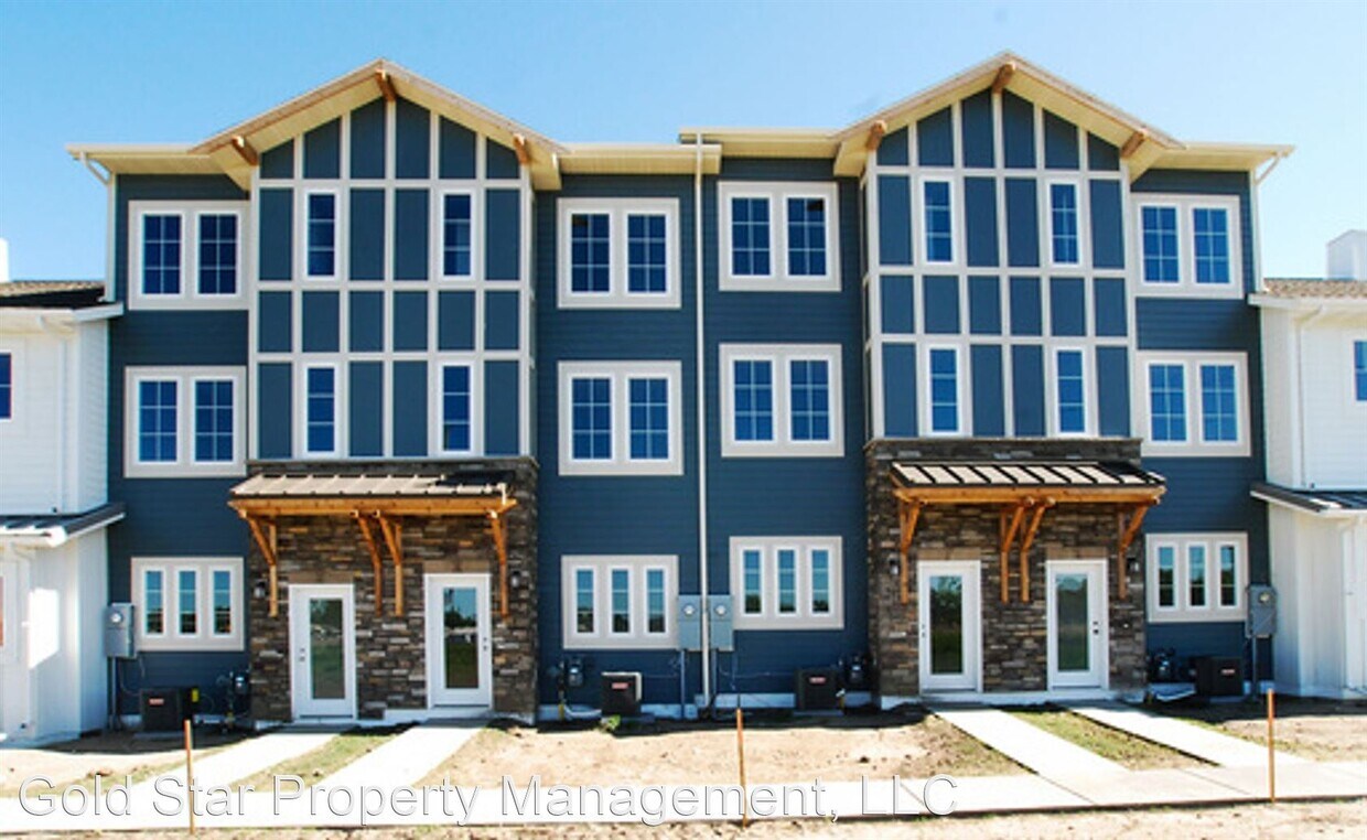 Foto principal - 2 br, 2.5 bath House - 3167 Sullivan Loop