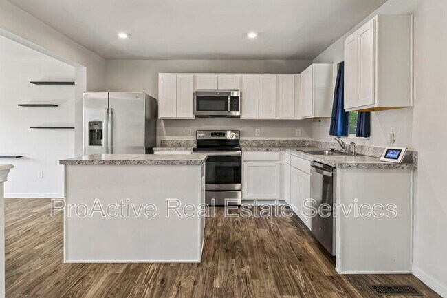 Building Photo - 95 Manilla Cir