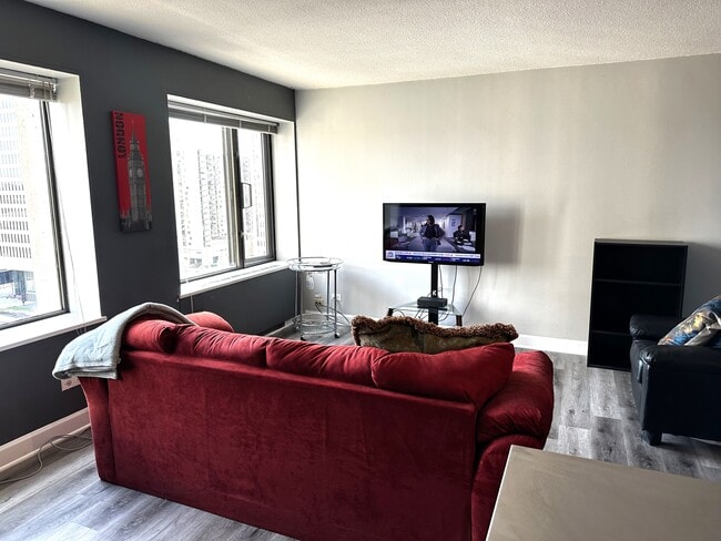 Building Photo - 15 S 1st St