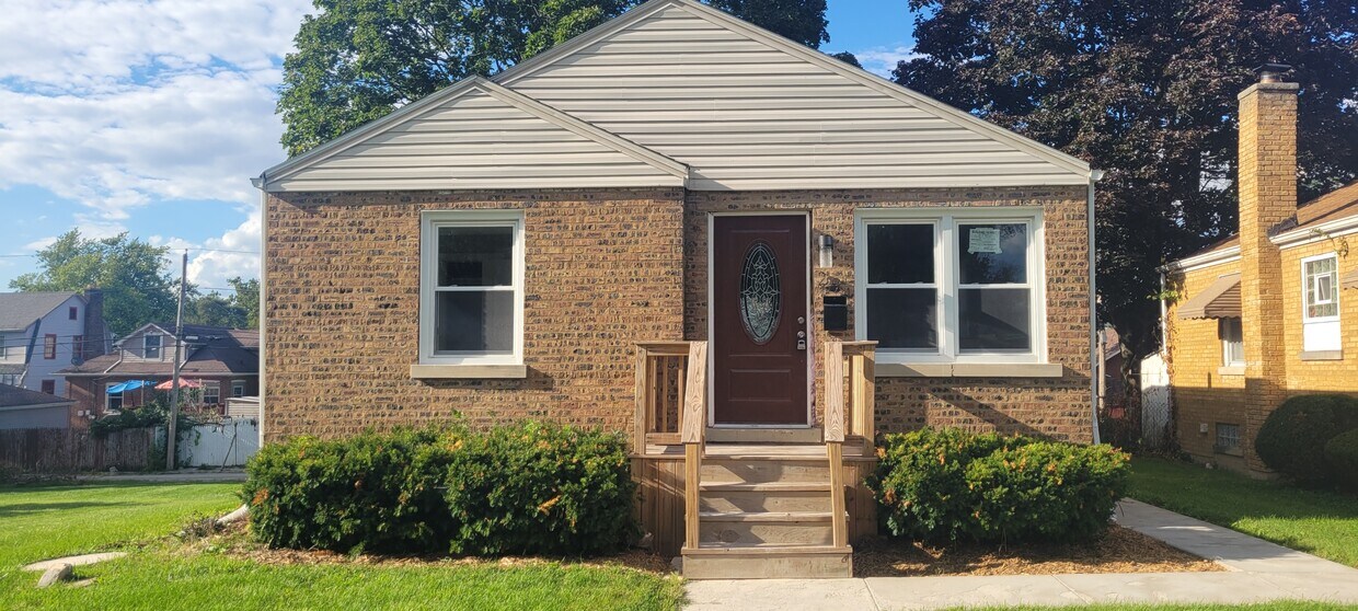 Primary Photo - 291 W 17th St