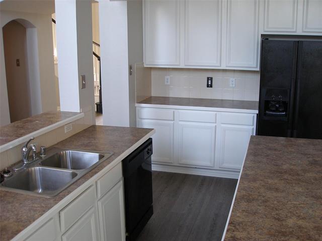 Foto del edificio - 5709 Rickshaw Ln