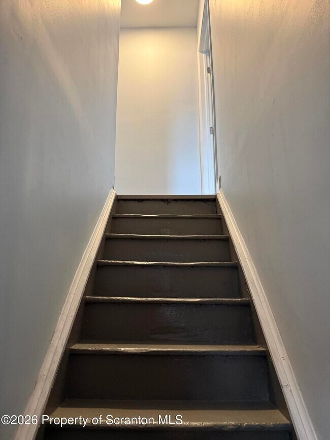 Foto del edificio - 1319 Capouse Ave