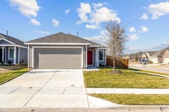 Building Photo - 8721 Whistling Duck Dr