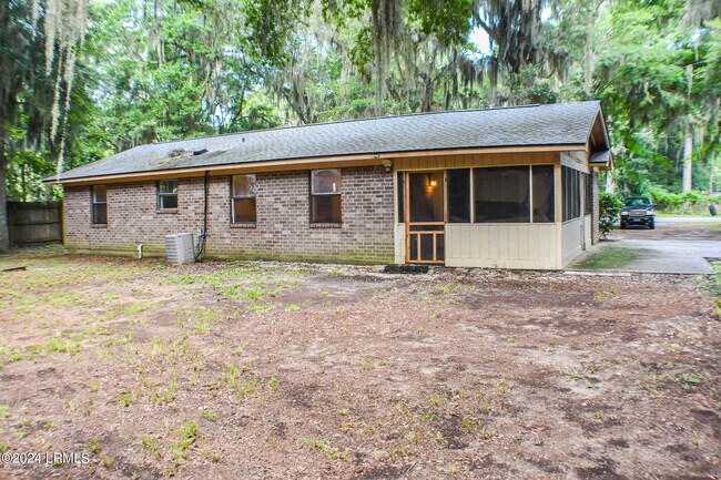 Building Photo - 14 State Rd S-7-161