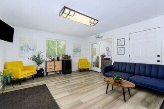 Interior Photo - Riverside Heights