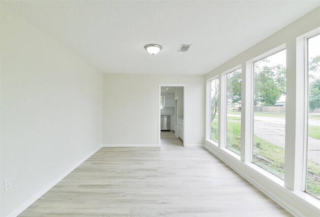 Foto del edificio - 122 S Diamondhead Blvd
