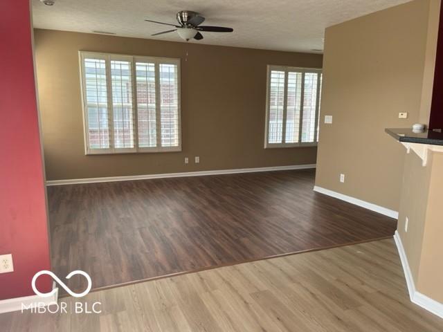 Foto del edificio - 10927 Lemongrass Dr