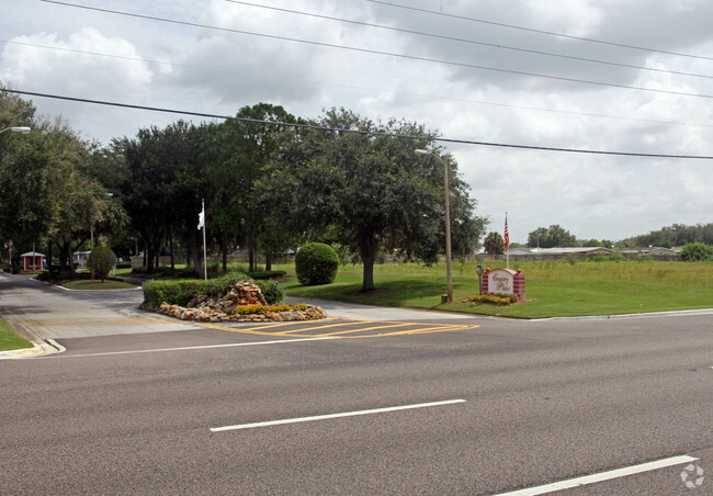 Foto del edificio - Country Place Village