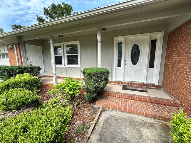 Foto del edificio - 4br 2ba home with pool in Arlington
