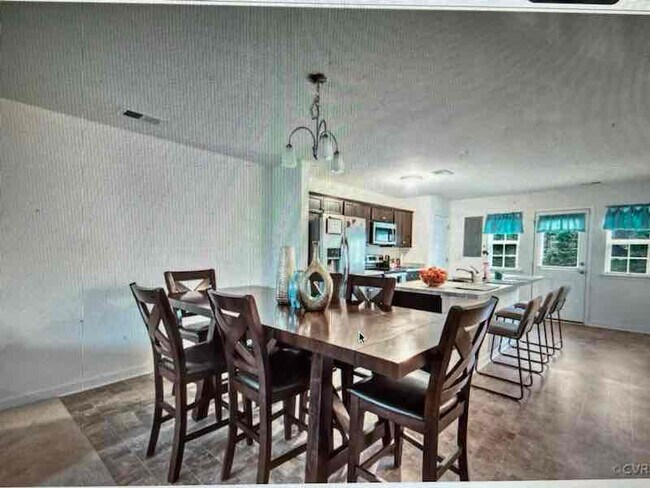 Foto del edificio - 1305 Stone Rdg Pk Lp