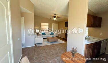 Building Photo - 117 N Troy Ave