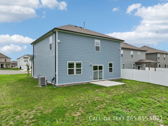 Building Photo - 515 Forsberg Ct