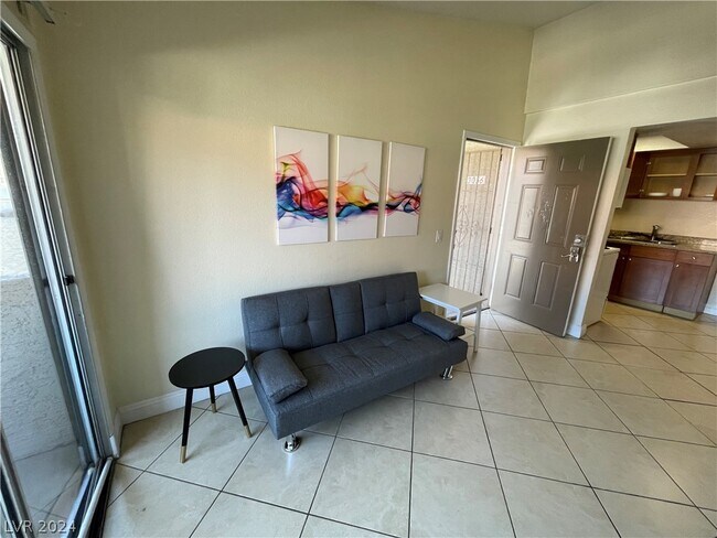Foto del edificio - 4200 S Valley View Blvd