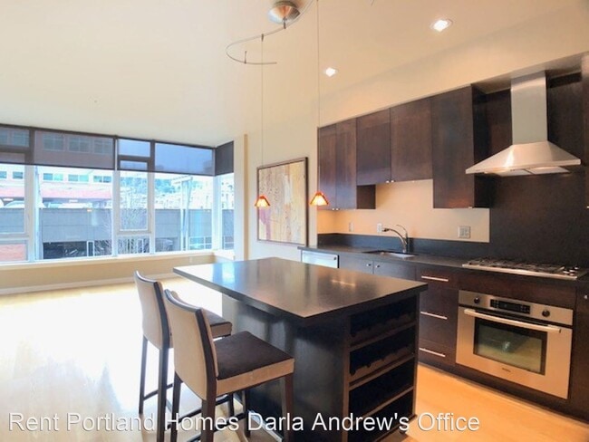 Building Photo - 1 br, 1 bath House - 1920 S River Drive Un...