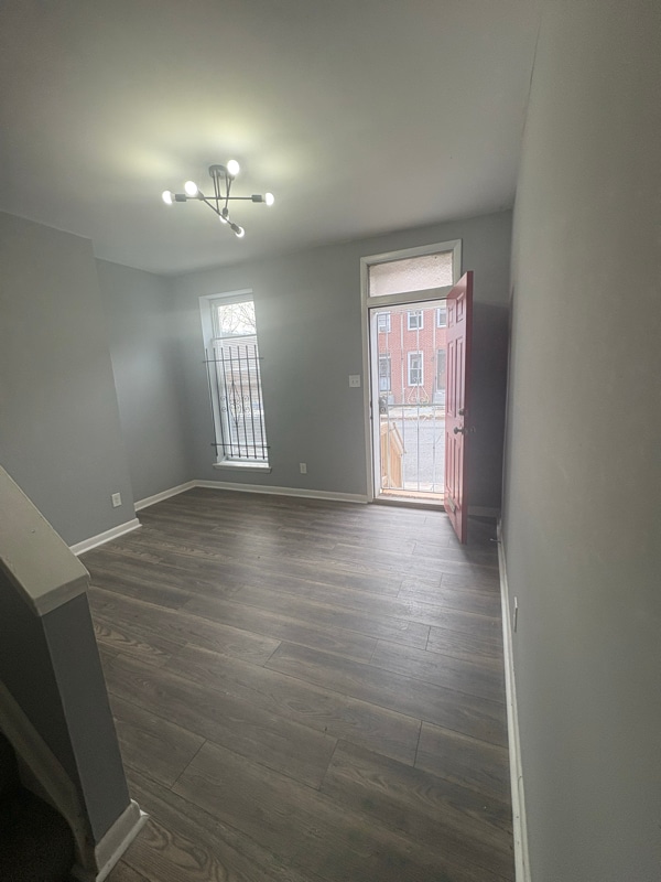 Photo - 1520 Argyle Ave House