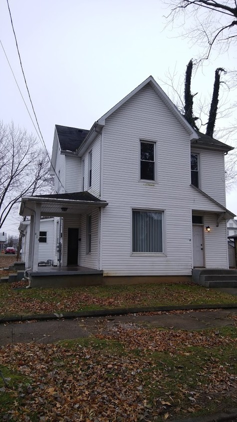 Primary Photo - 414 S Prince St