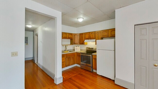 Building Photo - 1540 Tremont St
