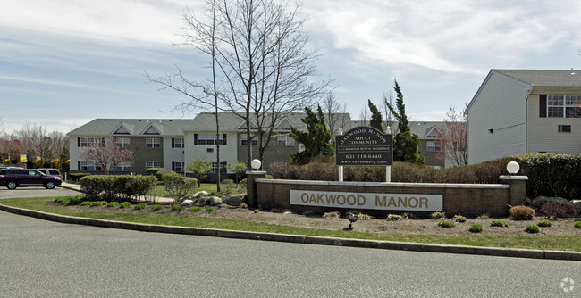 Oakwood Manor - Oakwood Manor Senior Community