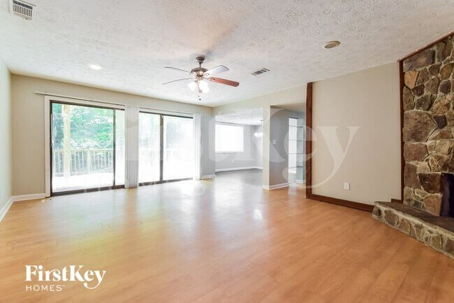 Foto del edificio - 5515 N Fork Dr SW