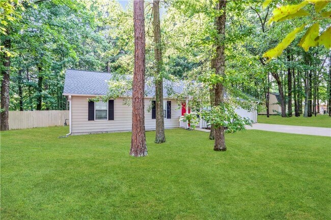 Building Photo - 300 Cowan Rd