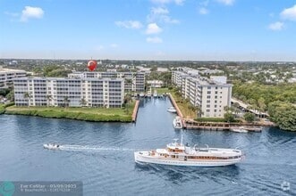 Building Photo - 1 Harbourside Dr