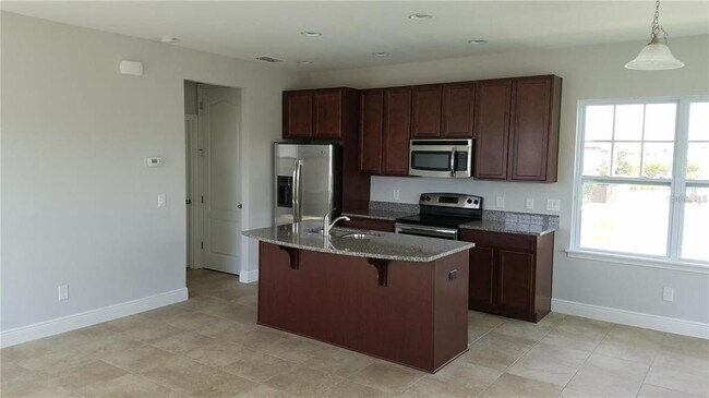 Building Photo - 8091 Laureate Blvd
