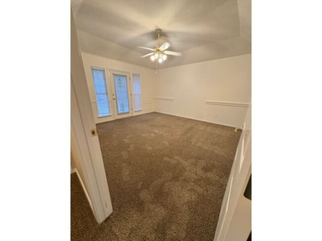 Building Photo - 55 and over Gated community