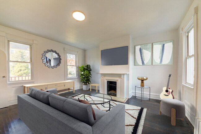 Building Photo - Available June | Beautiful 4 Bedroom Home ...