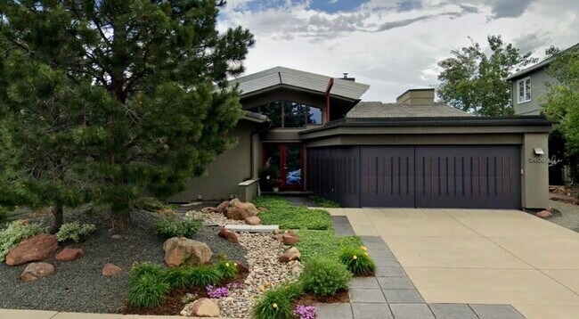 Photo - 3400 Longwood Ave Apartments