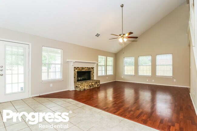 Foto del edificio - 1518 Stratford Dr