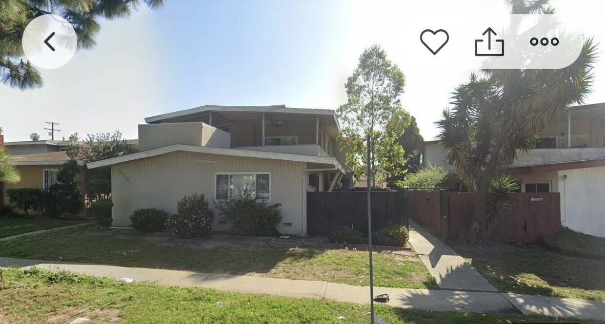 Foto principal - 10524 Crenshaw Blvd