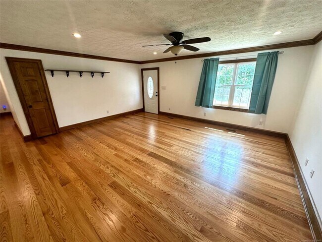 Foto del edificio - 7178 Mumford View Dr