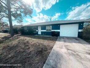 Building Photo - 830 Hartley Ave SW