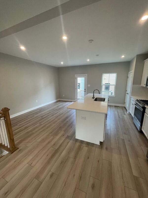 Building Photo - 2124 Boro Ridge St