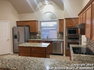 Foto del edificio - 5126 Ascot Pl