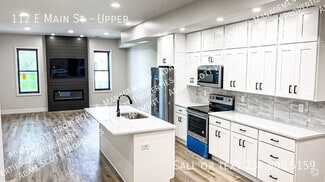 112 E Main St