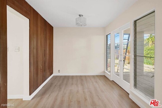 Building Photo - 4 br, 3 bath House - 455 Almar Ave