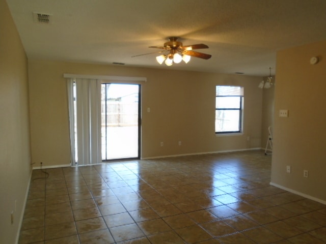 Building Photo - 3910 Trinity Ln