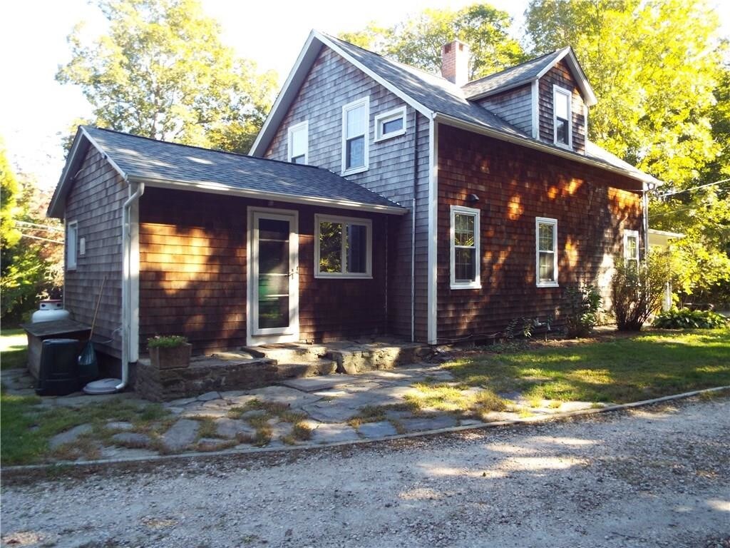 Primary Photo - 46 Carr Ln